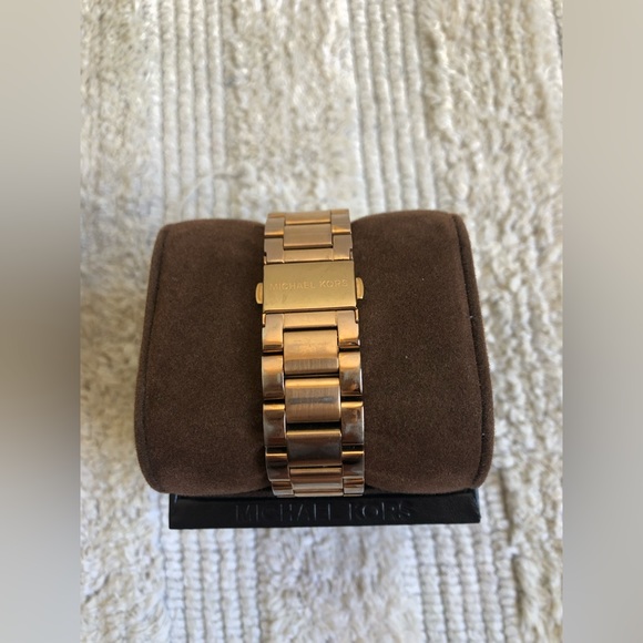 Women’s Michael Kors watch - Picture 5 of 7
